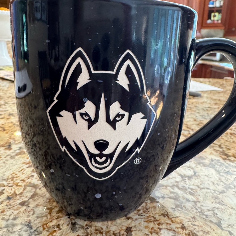 Black Husky Logo Mug